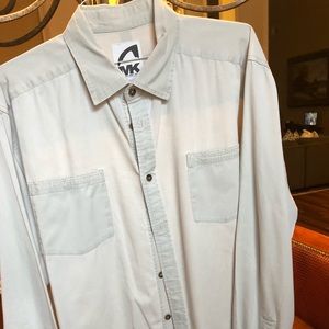Men’s Mountain Khakis tan shirt